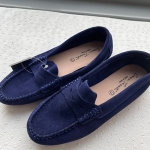 Brand new suede loafers Sz. 40